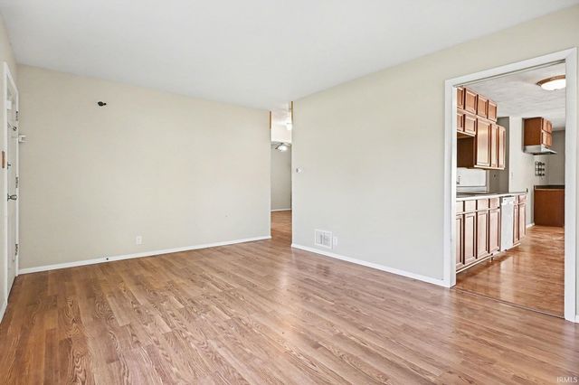 1904 E Hartman Drive, South Bend, IN 46617