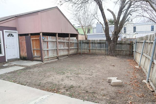 1223 Longmont, San Antonio, TX 78245