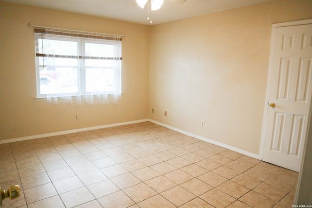 1223 Longmont, San Antonio, TX 78245