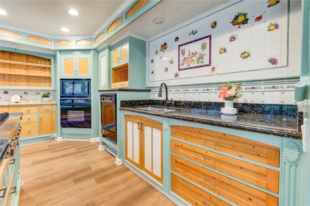 24316 Webb Road, Porter, TX 77365