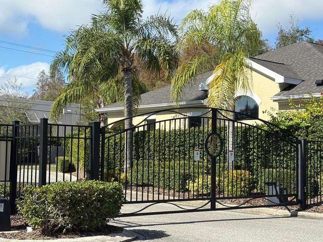 3511 HEARDS FERRY DRIVE, Tampa, FL 33618
