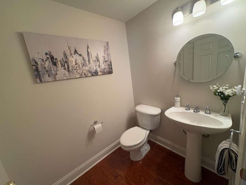 Image 27 of property listing at 3511 HEARDS FERRY DRIVE, Tampa, FL 33618