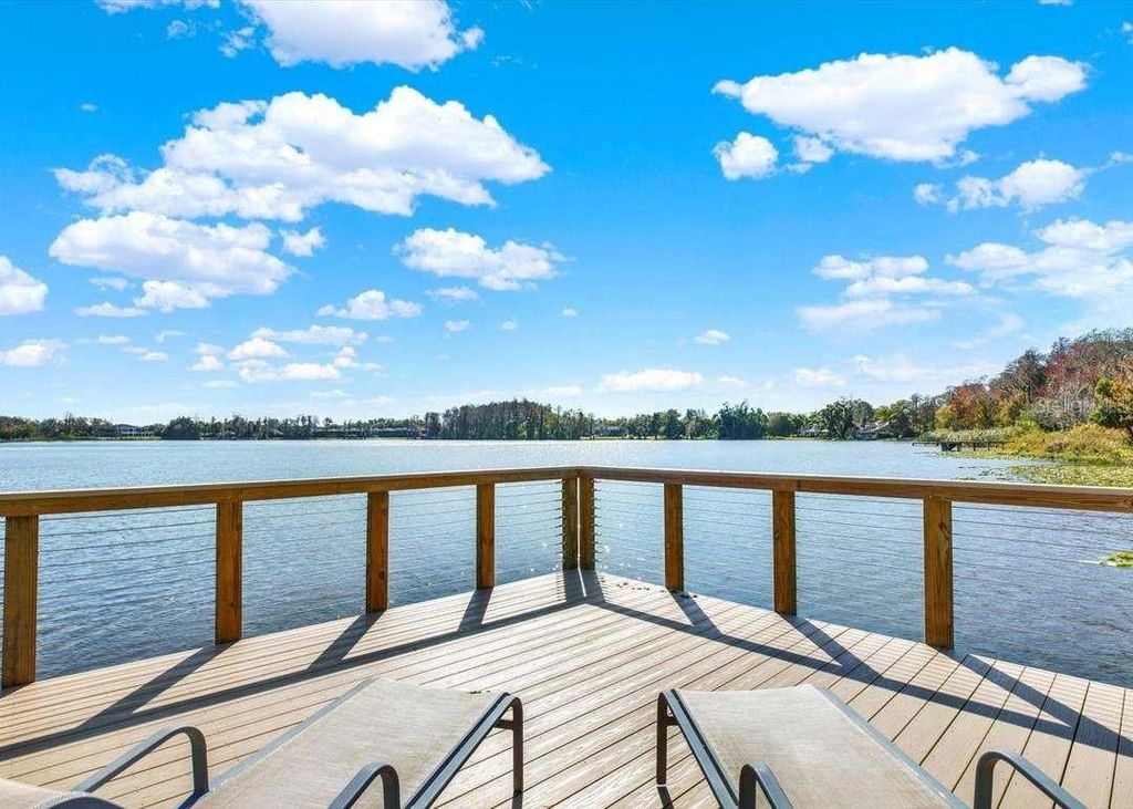 Image 39 of property listing at 3511 HEARDS FERRY DRIVE, Tampa, FL 33618