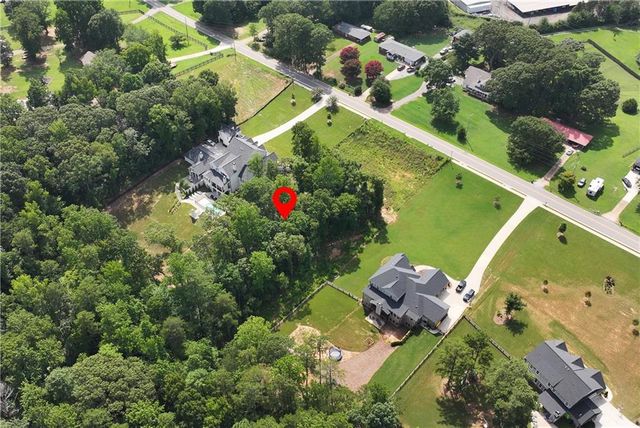 3245 Shoreland Drive, Buford, GA 30518