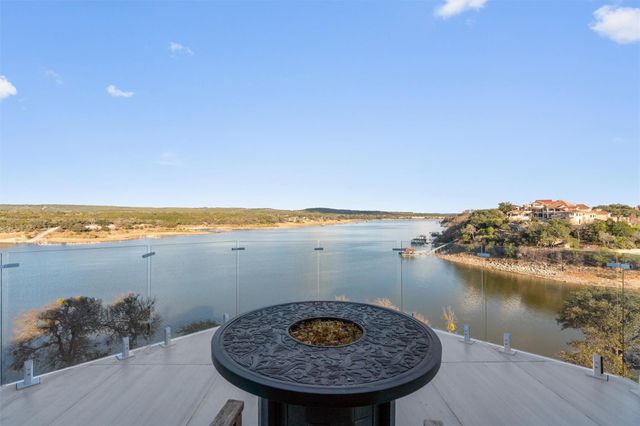 26100 Countryside DR, Spicewood, TX 78669