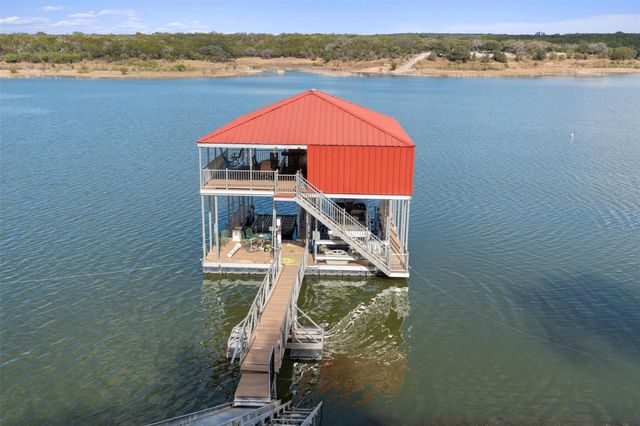 26100 Countryside DR, Spicewood, TX 78669