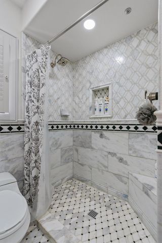 26100 Countryside DR, Spicewood, TX 78669