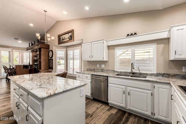 10234 E CEDAR WAXWING Drive, Sun Lakes, AZ 85248