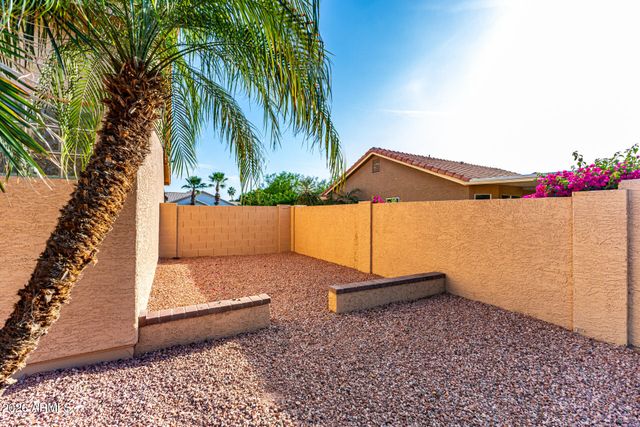 10234 E CEDAR WAXWING Drive, Sun Lakes, AZ 85248