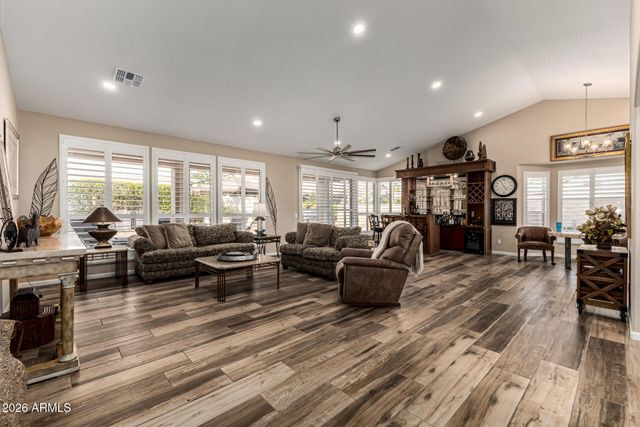 10234 E CEDAR WAXWING Drive, Sun Lakes, AZ 85248