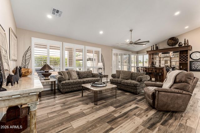 10234 E CEDAR WAXWING Drive, Sun Lakes, AZ 85248