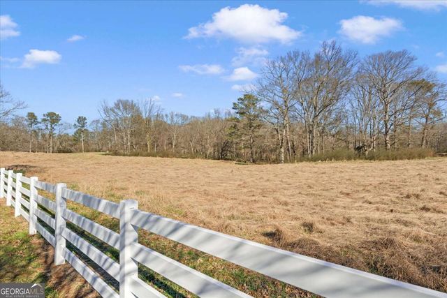 220 McKenzie Bridge Road, Carrollton, GA 30116