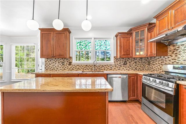 450 Shay Lind Court SW, Lilburn, GA 30047