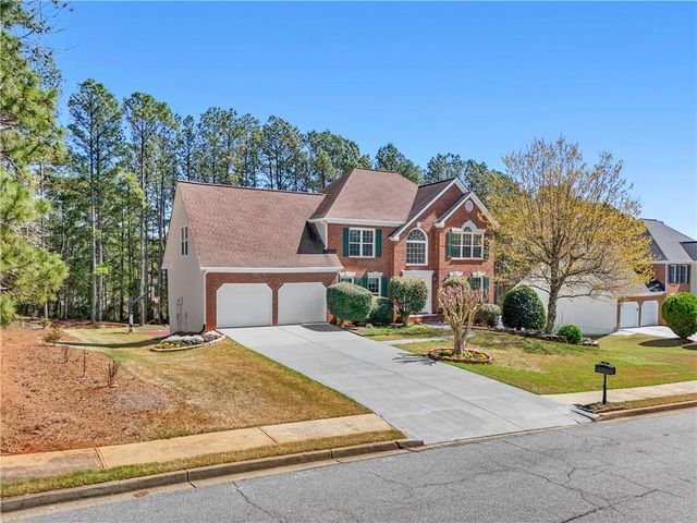 450 Shay Lind Court SW, Lilburn, GA 30047