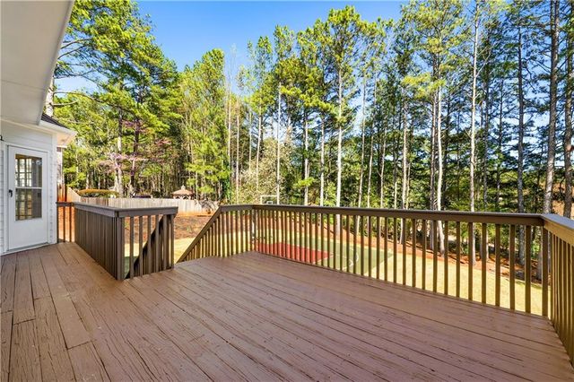 450 Shay Lind Court SW, Lilburn, GA 30047
