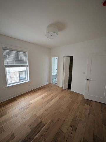 616 W Patterson Avenue 1W, Chicago, IL 60613