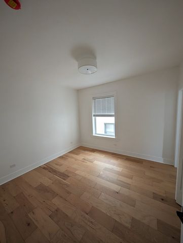 616 W Patterson Avenue 1W, Chicago, IL 60613