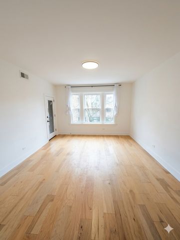 616 W Patterson Avenue 1W, Chicago, IL 60613