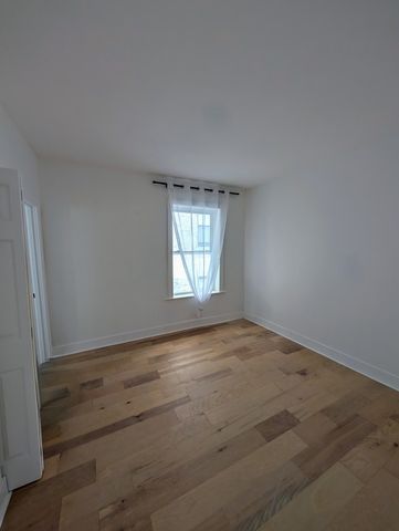 616 W Patterson Avenue 1W, Chicago, IL 60613
