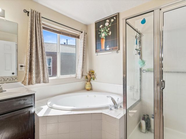 3908 Oasis Springs Road NE, Rio Rancho, NM 87144