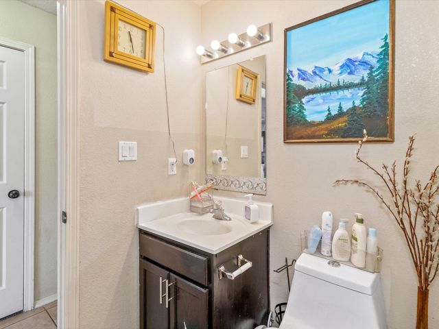 3908 Oasis Springs Road NE, Rio Rancho, NM 87144