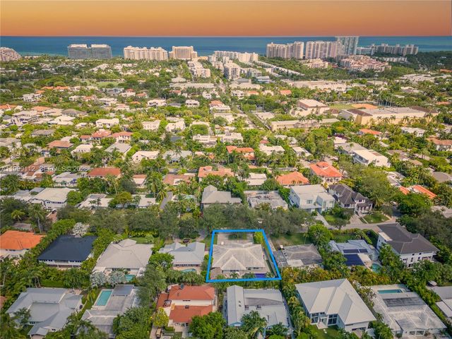 524 Warren Ln, Key Biscayne, FL 33149