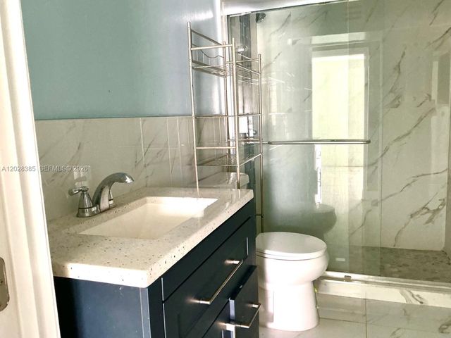 6025 SW 40th St, Miramar, FL 33023