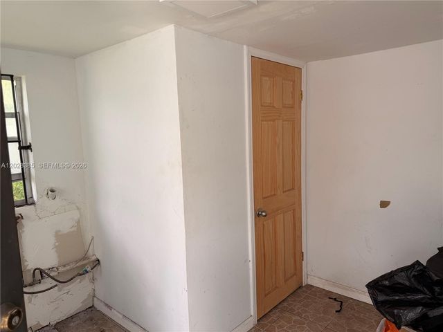 6025 SW 40th St, Miramar, FL 33023