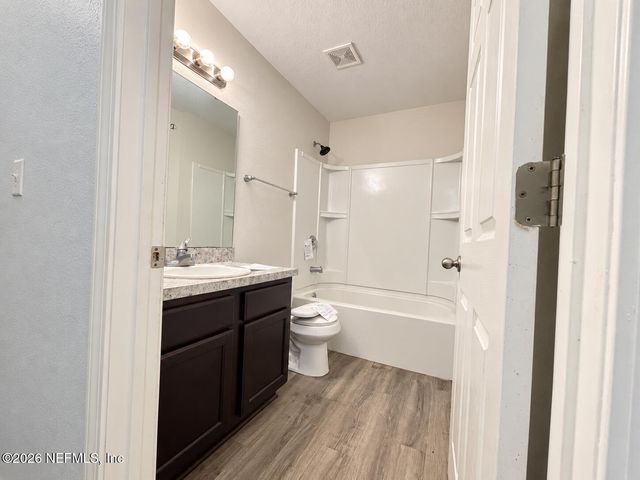 1442 GOLFAIR Boulevard, Jacksonville, FL 32209