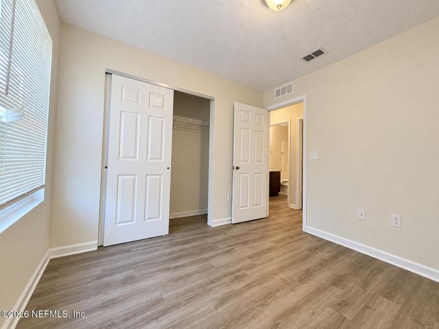 1442 GOLFAIR Boulevard, Jacksonville, FL 32209