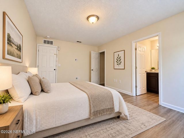 1442 GOLFAIR Boulevard, Jacksonville, FL 32209