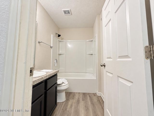 1442 GOLFAIR Boulevard, Jacksonville, FL 32209