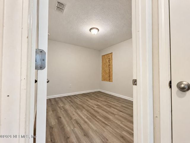 1442 GOLFAIR Boulevard, Jacksonville, FL 32209