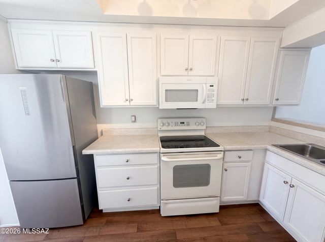 3621 N Forgeus Avenue, Tucson, AZ 85716