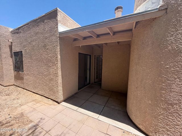 3621 N Forgeus Avenue, Tucson, AZ 85716