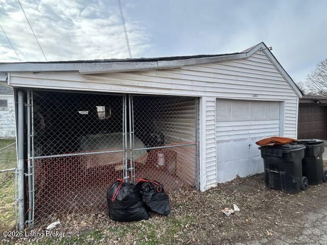 1103 Lincoln Ave, Louisville, KY 40208