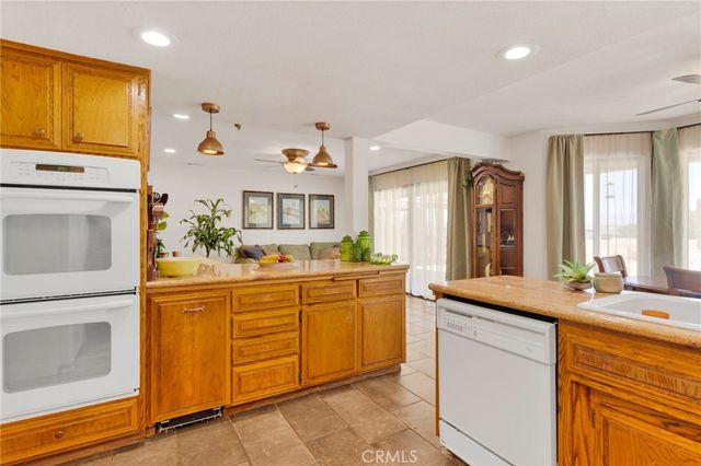 13094 Modoc Court, Apple Valley, CA 92308