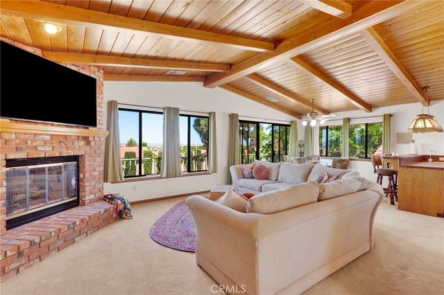 13094 Modoc Court, Apple Valley, CA 92308
