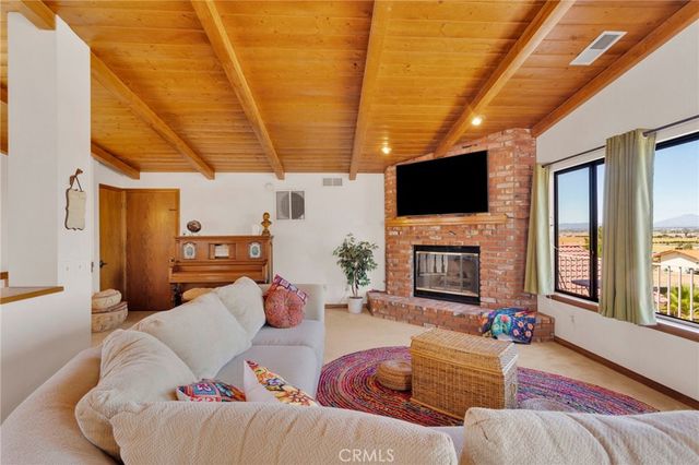 13094 Modoc Court, Apple Valley, CA 92308