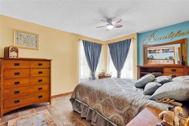 13094 Modoc Court, Apple Valley, CA 92308