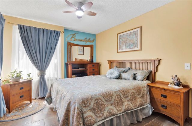13094 Modoc Court, Apple Valley, CA 92308