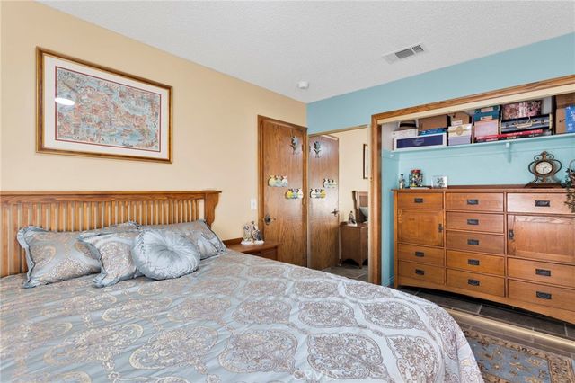 13094 Modoc Court, Apple Valley, CA 92308