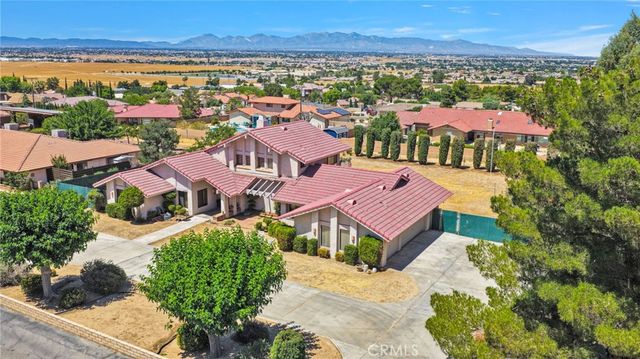 13094 Modoc Court, Apple Valley, CA 92308