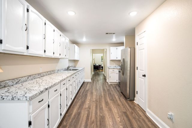 408 W Heron Street, Denison, TX 75020