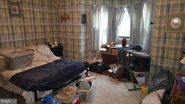31 N MARKET ST, Fawn Grove, PA 17321