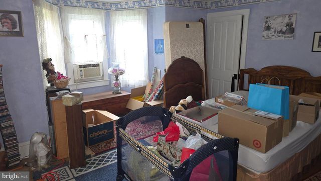 31 N MARKET ST, Fawn Grove, PA 17321