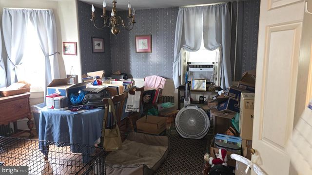 31 N MARKET ST, Fawn Grove, PA 17321
