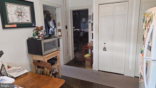 31 N MARKET ST, Fawn Grove, PA 17321