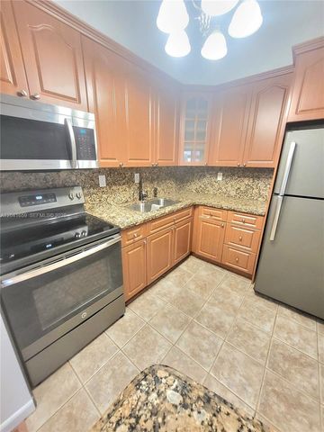 18845 NW 62nd Avenue 207, Hialeah, FL 33015
