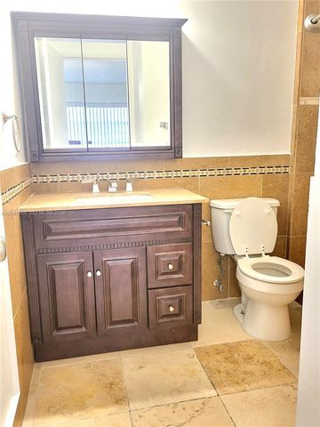 18845 NW 62nd Avenue 207, Hialeah, FL 33015
